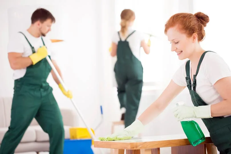 Spotting Red Flags: How to Avoid Scams When Hiring Cleaning Services