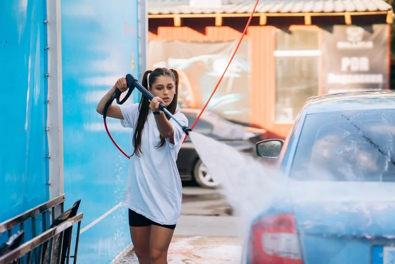 DIY vs. Professional Car Wash: What You Need to Know