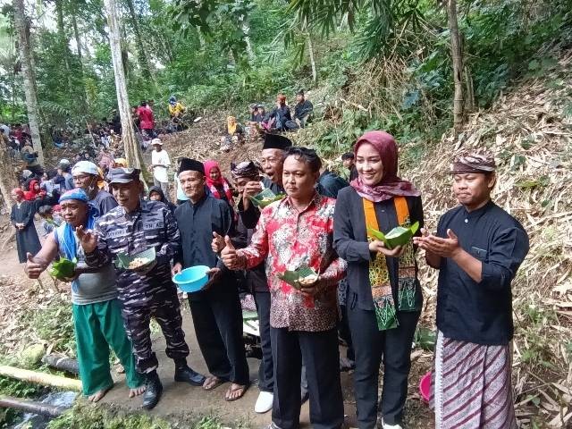 Uwena Kanakea: Ritual Kesucian dan Kedewasaan Perempuan Buton